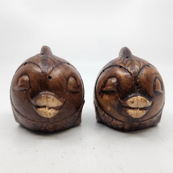 Vintage Treasure Craft Kissing Fish Wood Salt & Pepper Shakers Set Brown 2.75 in - Picture 2 of 7